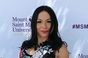 Profile shot of EVELIA - TRANSMISSION MANAGER