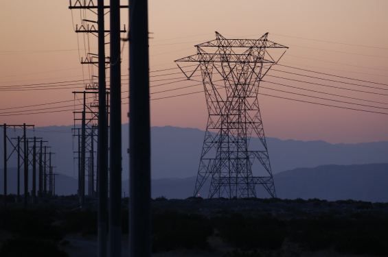 14840_3304_CareerSite-LearnAboutSCE_02-03c Transmission tower during a sunset